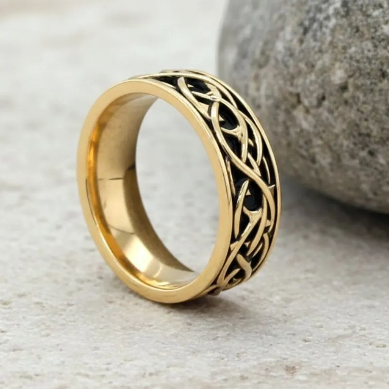 Custom Vintage Style Engagement Ring